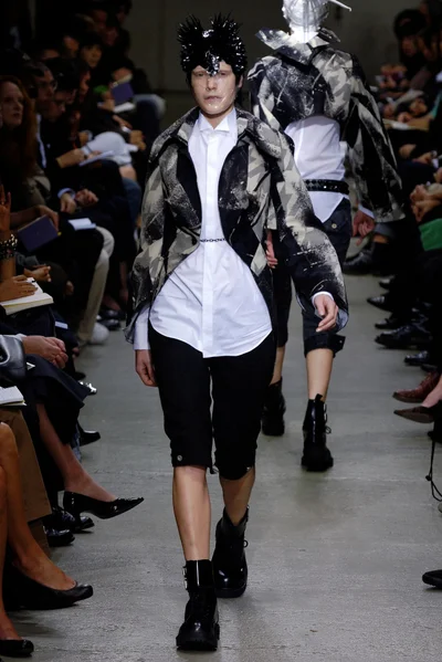 Look 39